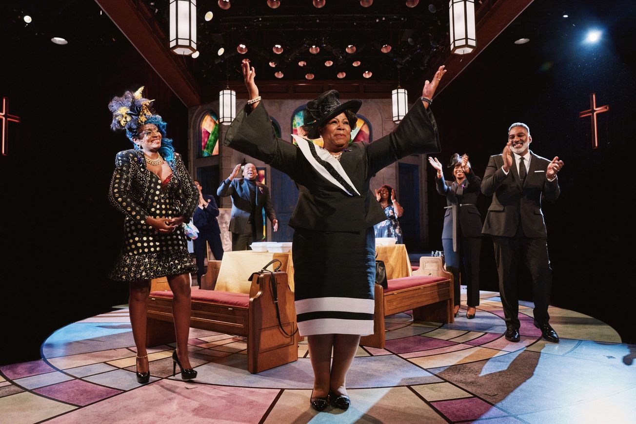 Review: ‘Chicken & Biscuits’ serves up roaring comedy