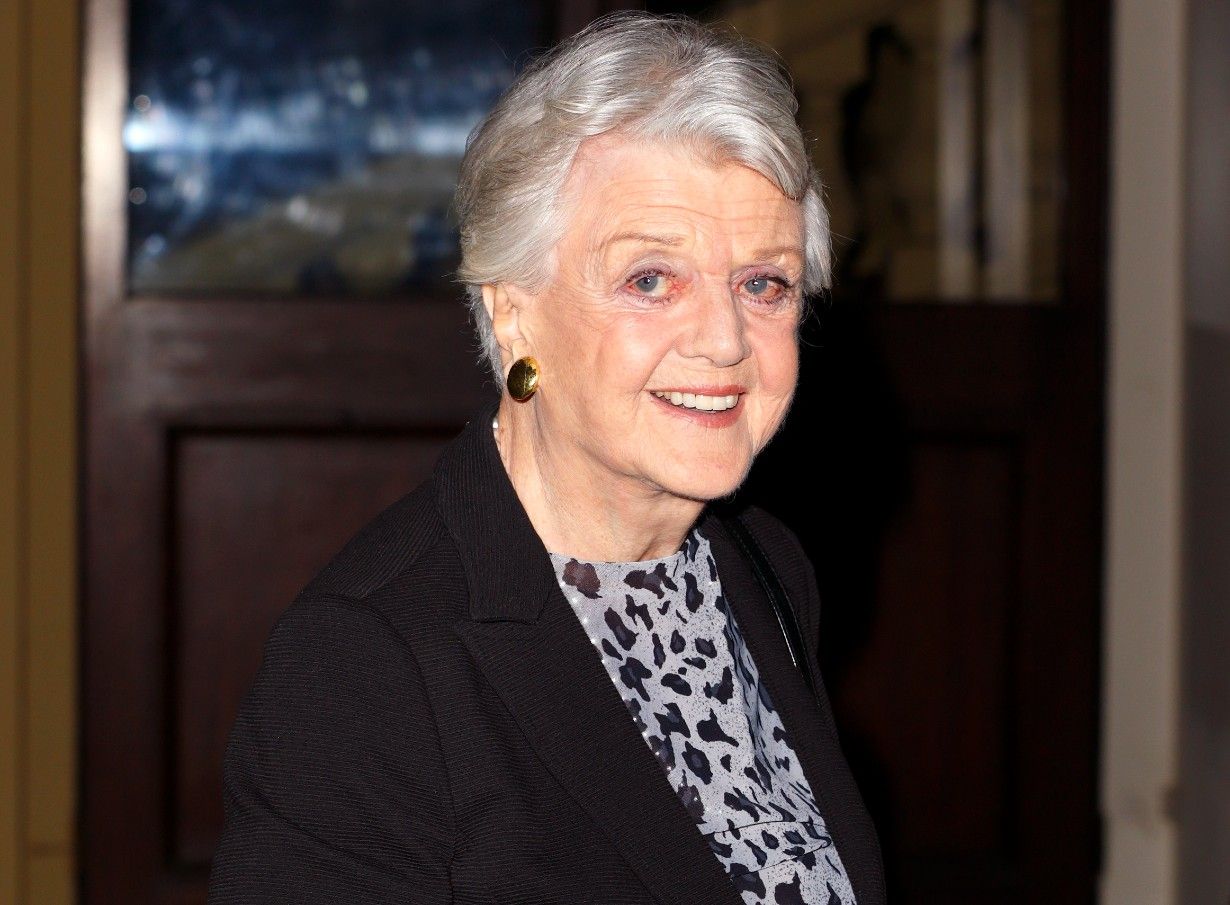 Broadway’s marquee lights to dim for Angela Lansbury