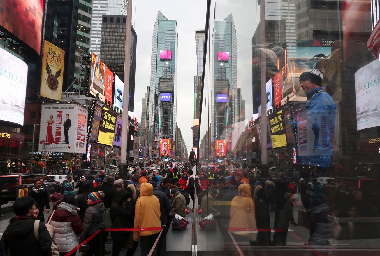 International theater attendees reach record high in Broadway League survey