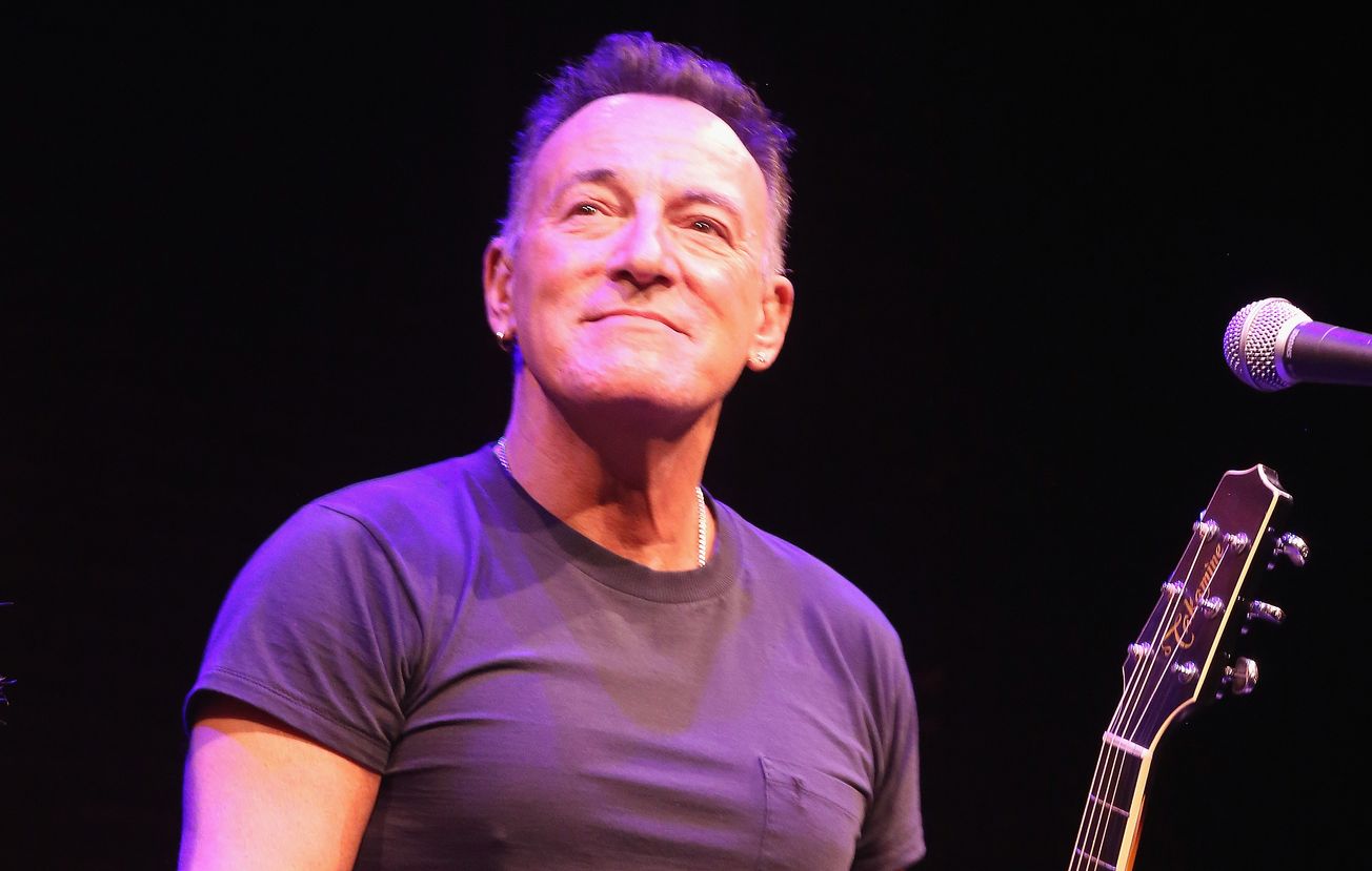 ‘Springsteen’ staying on Broadway through Dec. 15