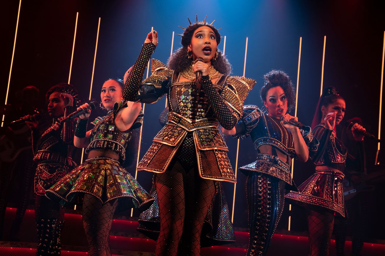 ‘Six’ holds reviews after Broadway opening is canceled