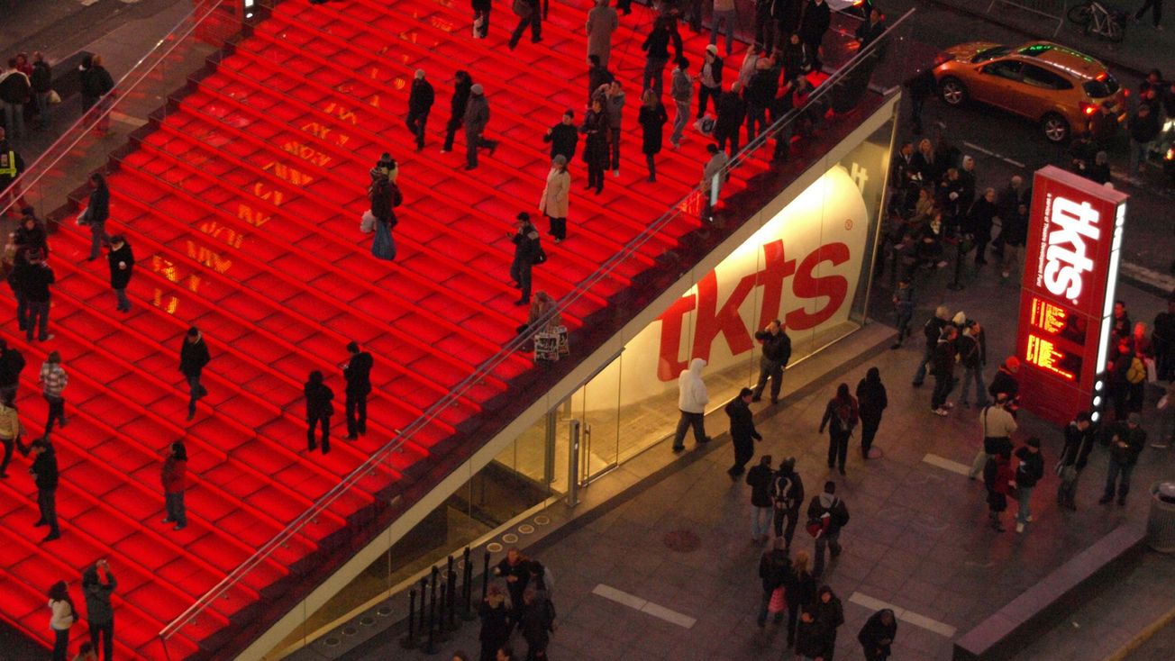 Exclusive: Broadway Green Alliance announces fall 2023 e-waste recycling drive