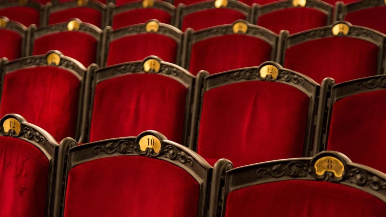 Broadway League releases 2022-2023 audience demographics report