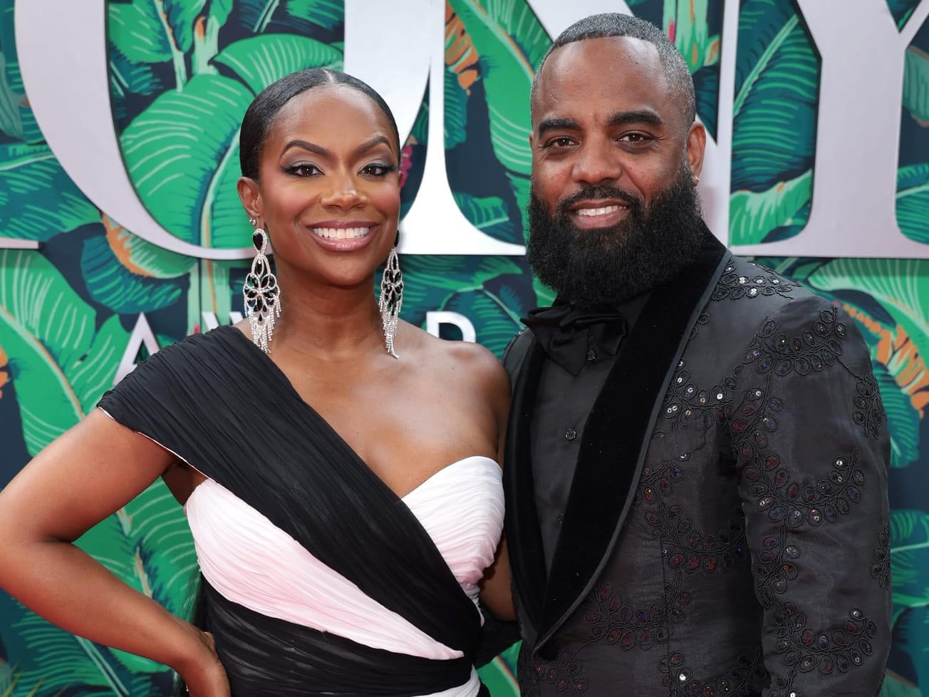 Kandi Burruss Todd Tucker and more join Othello producing team