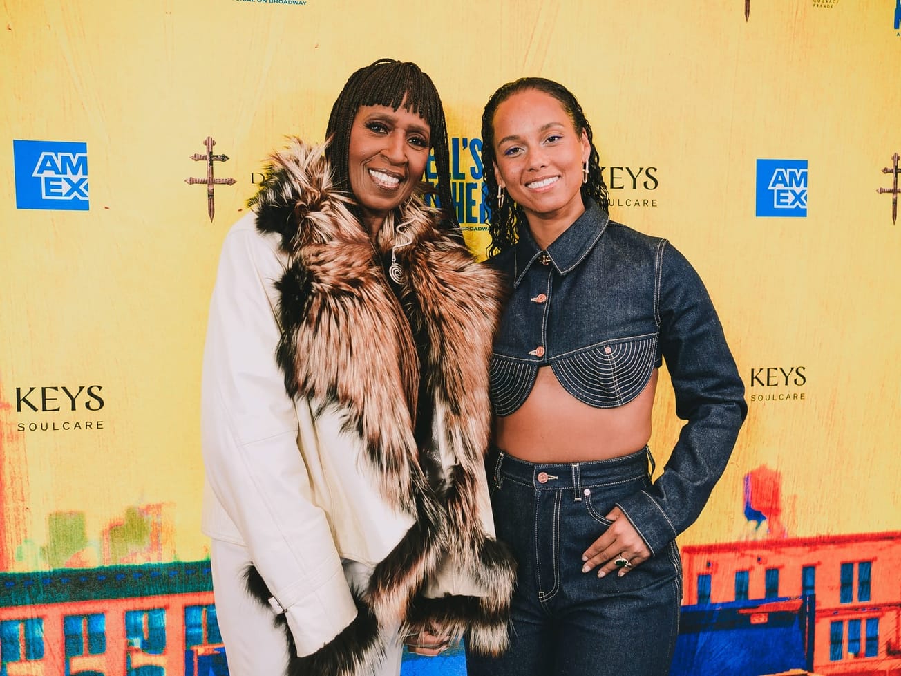 Alicia Keys’ high school music teacher now plays in the orchestra of ‘Hell’s Kitchen’