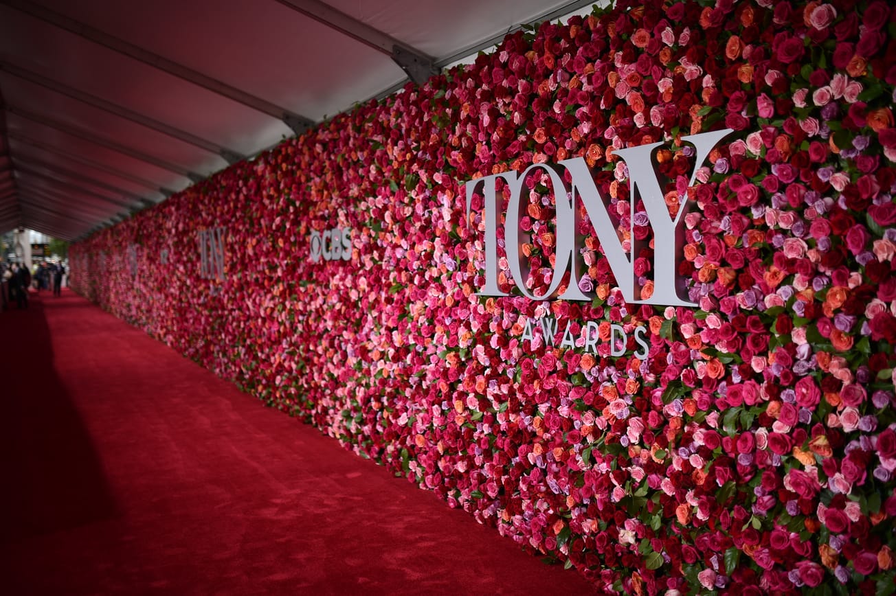 How to watch Broadway News live coverage of the 2025 Tony Awards red carpet
